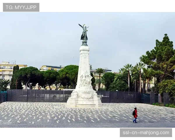 法国足协纪律委员会就尼斯主帅与裁判冲突事件召开听证会